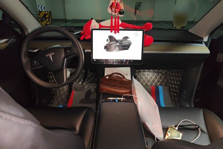 Used Tesla Model Y 2022 Revised Version Rear-Wheel Drive Center Console