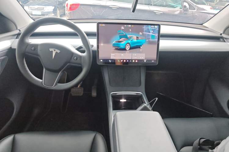 Used Tesla Model Y 2022 Revised Version Rear-Wheel Drive Center Console