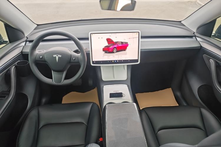 Used Tesla Model Y 2022 Rear-Wheel-Drive Version Center Console
