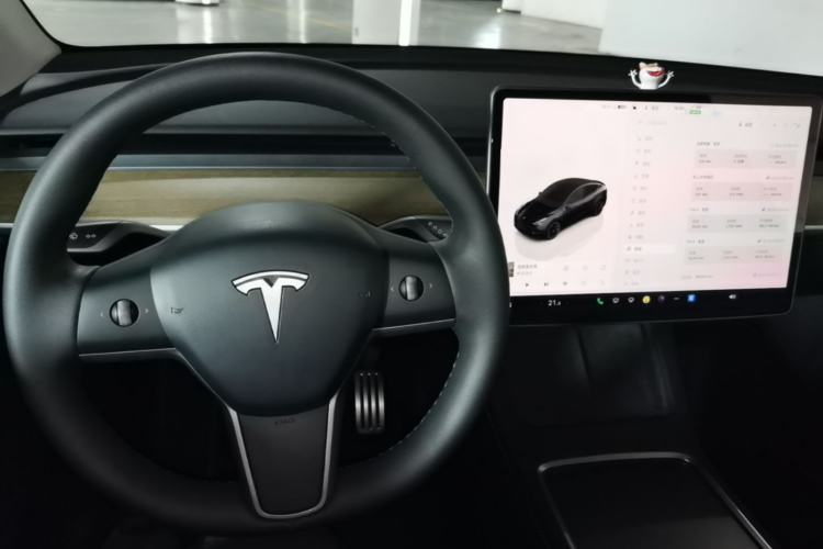 Used Tesla Model Y 2022 Revised Version Rear-Wheel Drive Center Console
