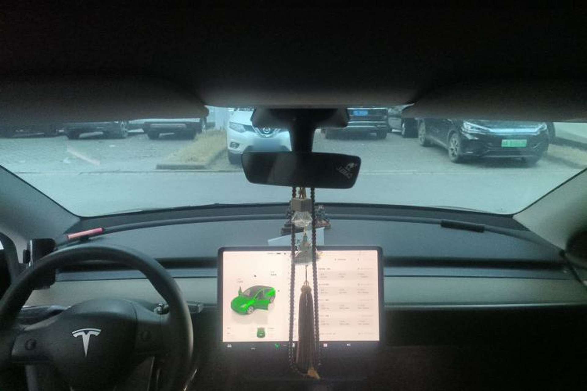 Used Tesla Model Y 2022 Rear-Wheel-Drive Version Center Console