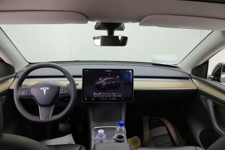 Used Tesla Model Y 2022 Revised Version Rear-Wheel Drive Center Console