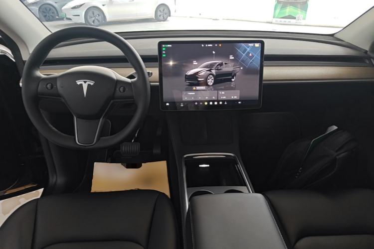 Used Tesla Model Y 2022 Revised Version Rear-Wheel Drive Center Console