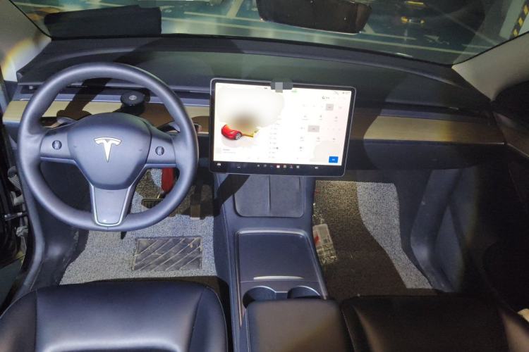 Used Tesla Model Y 2022 Revised Version Rear-Wheel Drive Center Console