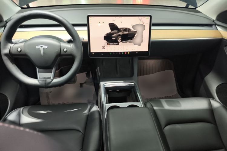 Used Tesla Model Y 2022 Rear-Wheel-Drive Version Center Console