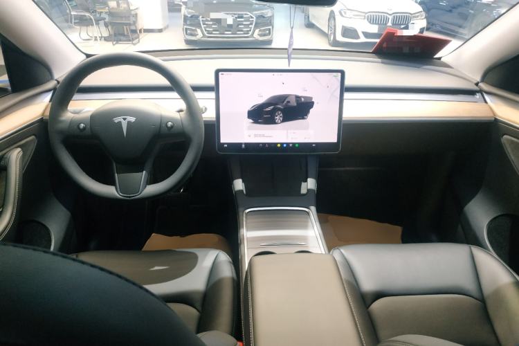 Used Tesla Model Y 2022 Revised Version Rear-Wheel Drive Center Console