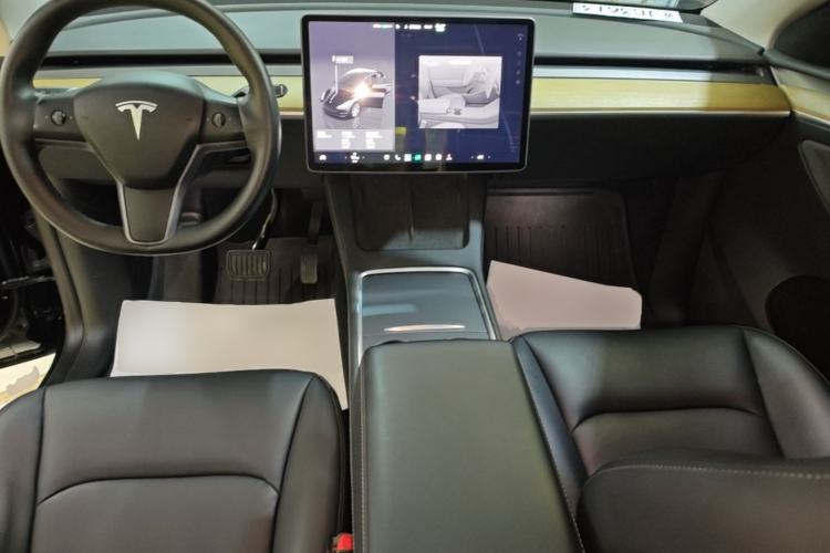 Used Tesla Model Y 2022 Revised Version Rear-Wheel Drive Center Console