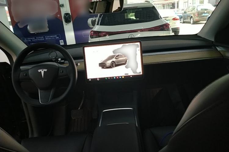 Used Tesla Model Y 2022 Revised Version Rear-Wheel Drive Center Console