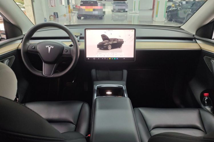 Used Tesla Model Y 2022 Revised Version Long-Range All-Wheel Drive Center Console