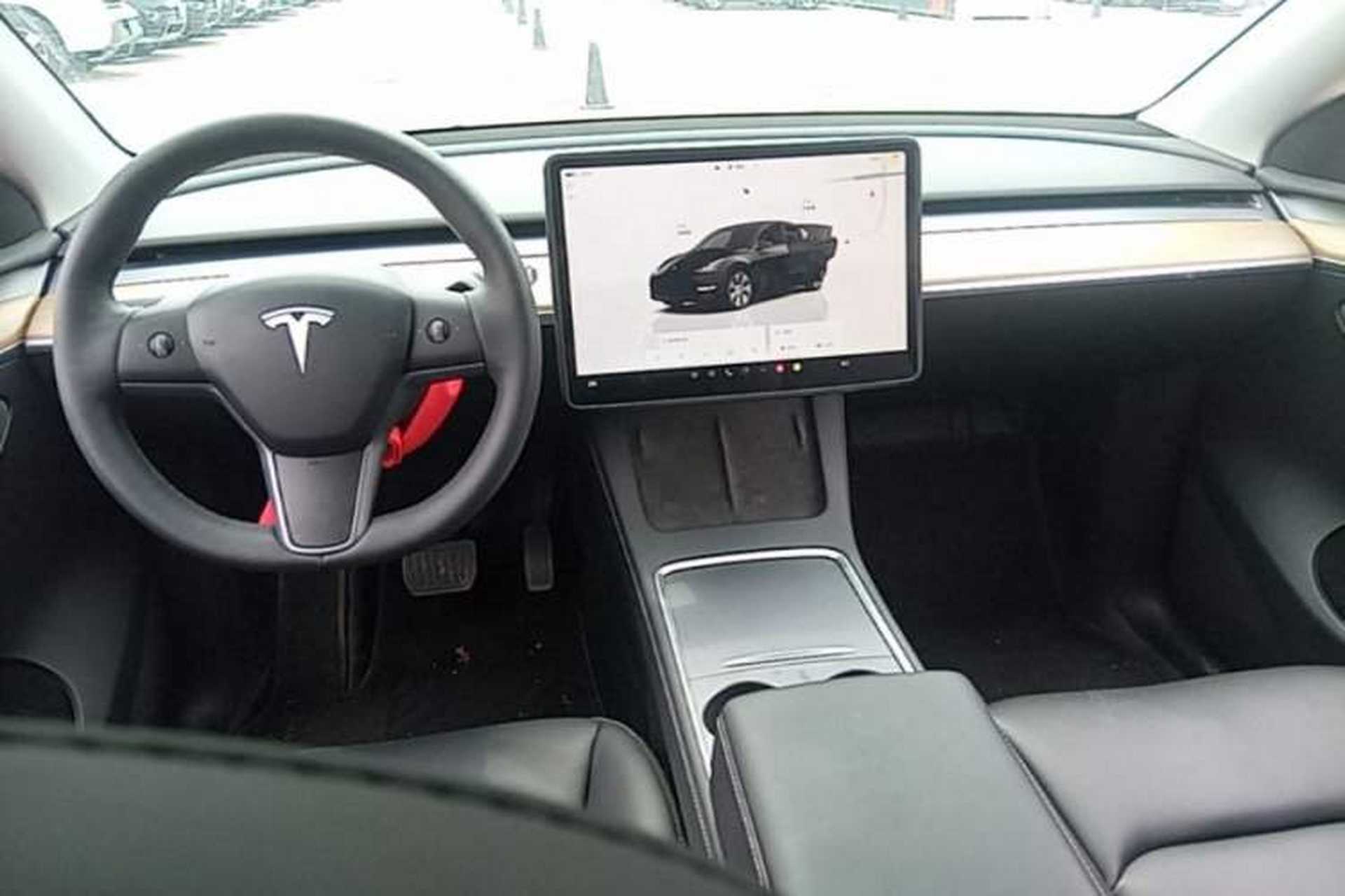 Used Tesla Model Y 2022 Revised Version Rear-Wheel Drive Center Console