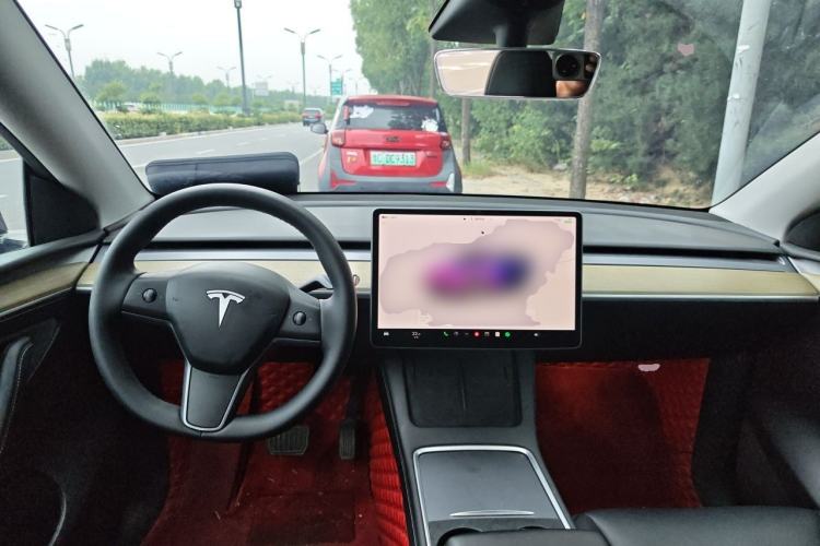 Used Tesla Model Y 2022 Revised Version Long-Range All-Wheel Drive Center Console