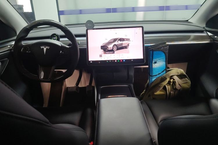 Used Tesla Model Y 2022 Revised Version Rear-Wheel Drive Center Console