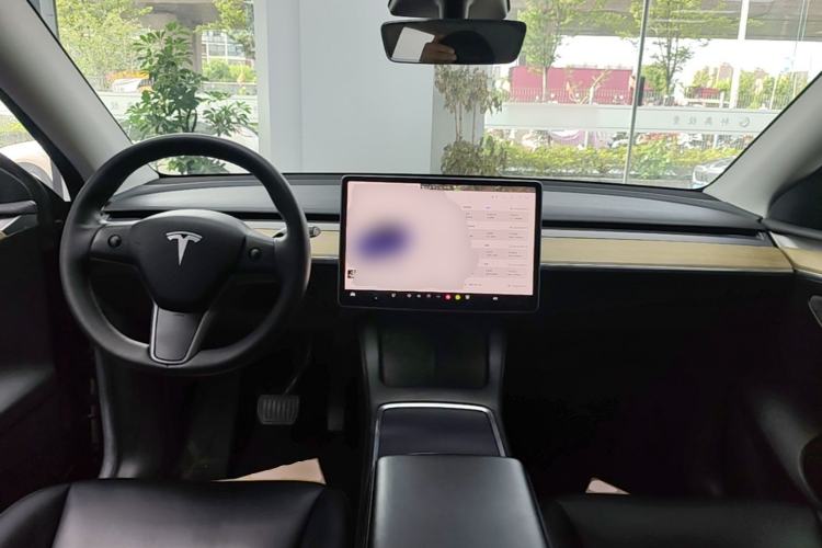 Used Tesla Model Y 2022 Revised Version Rear-Wheel Drive Center Console