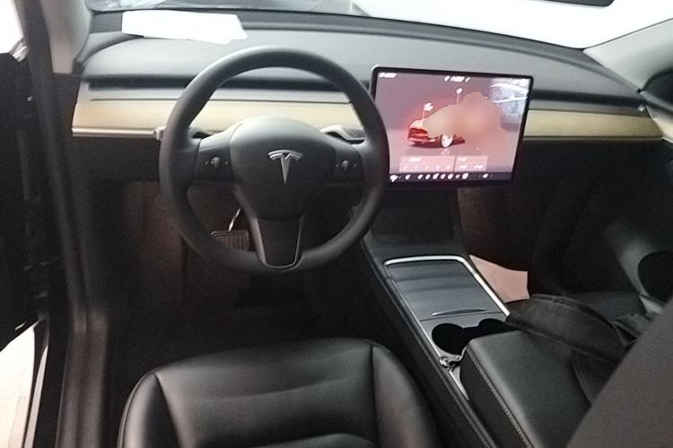 Used Tesla Model Y 2022 Revised Version Rear-Wheel Drive Center Console