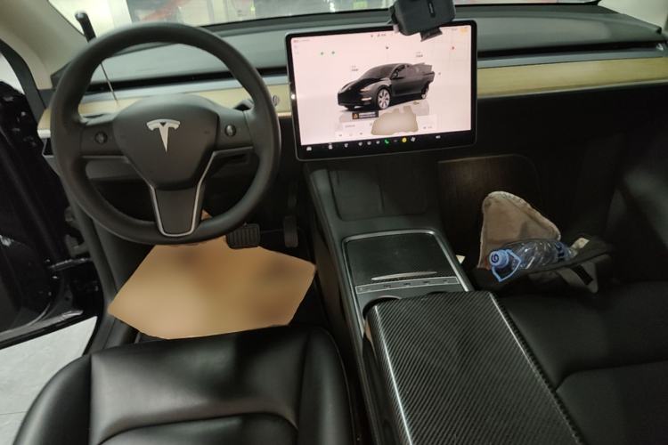Used Tesla Model Y 2022 Revised Version Rear-Wheel Drive Center Console