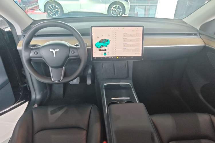 Used Tesla Model Y 2022 Revised Version Rear-Wheel Drive Center Console