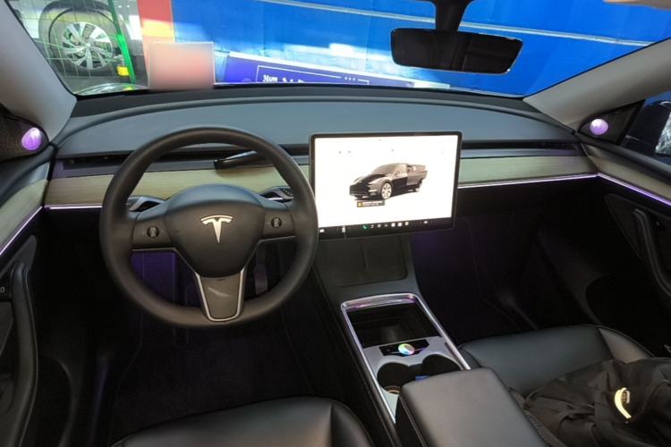 Used Tesla Model Y 2022 Revised Version Rear-Wheel Drive Center Console