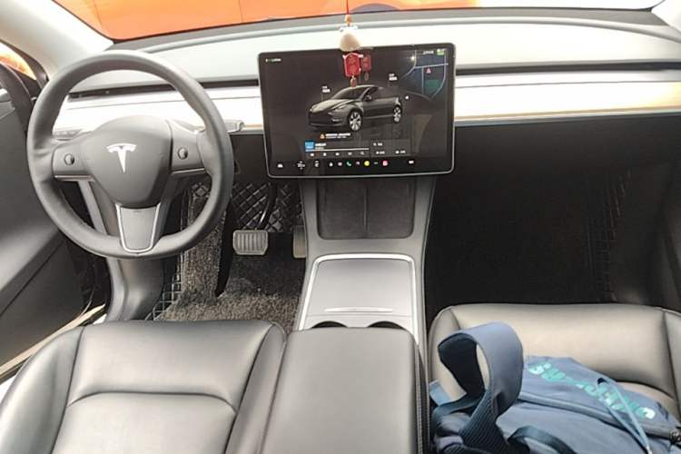 Used Tesla Model Y 2022 Revised Version Rear-Wheel Drive Center Console