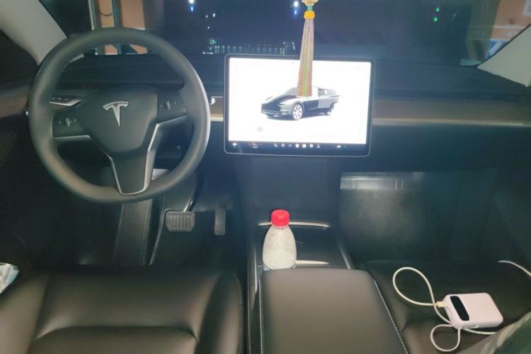 Used Tesla Model Y 2022 Revised Version Rear-Wheel Drive Center Console