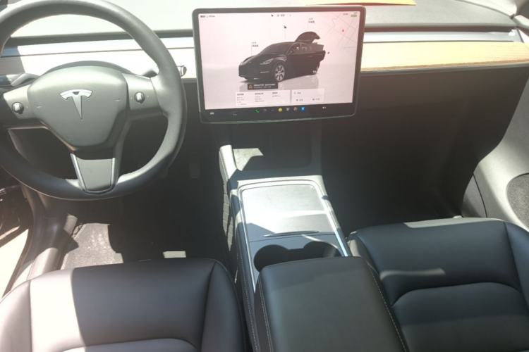 Used Tesla Model Y 2022 Revised Version Rear-Wheel Drive Center Console
