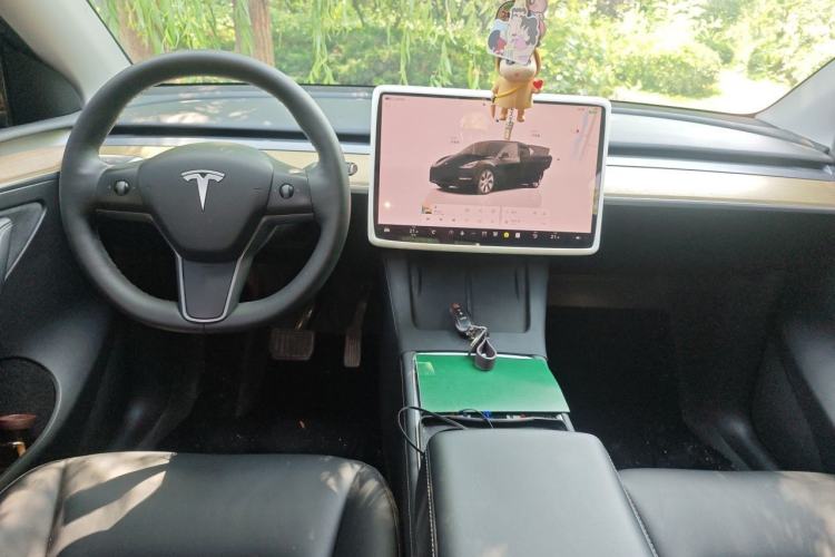 Used Tesla Model Y 2022 Revised Version Rear-Wheel Drive Center Console