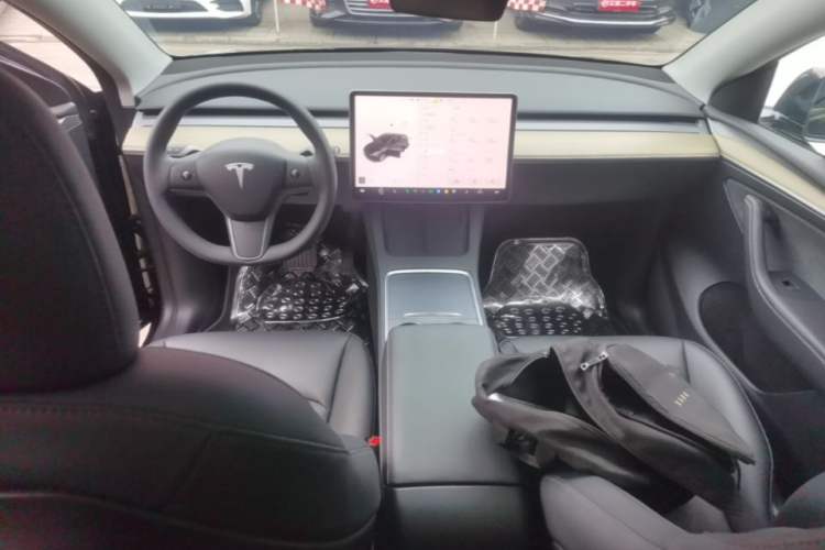 Used Tesla Model Y 2022 Revised Version Rear-Wheel Drive Center Console