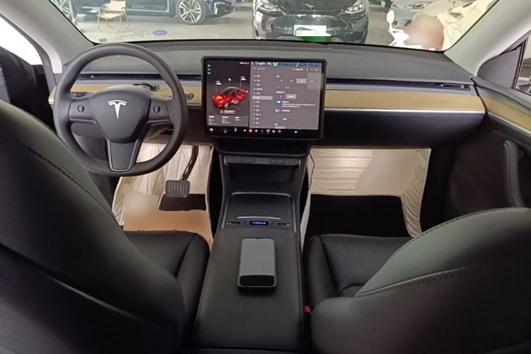 Used Tesla Model Y 2022 Revised Version Rear-Wheel Drive Center Console