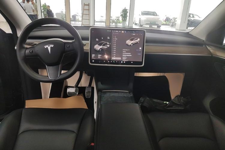 Used Tesla Model Y 2022 Revised Version Rear-Wheel Drive Center Console
