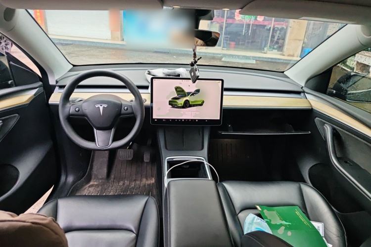 Used Tesla Model Y 2022 Revised Version Rear-Wheel Drive Center Console
