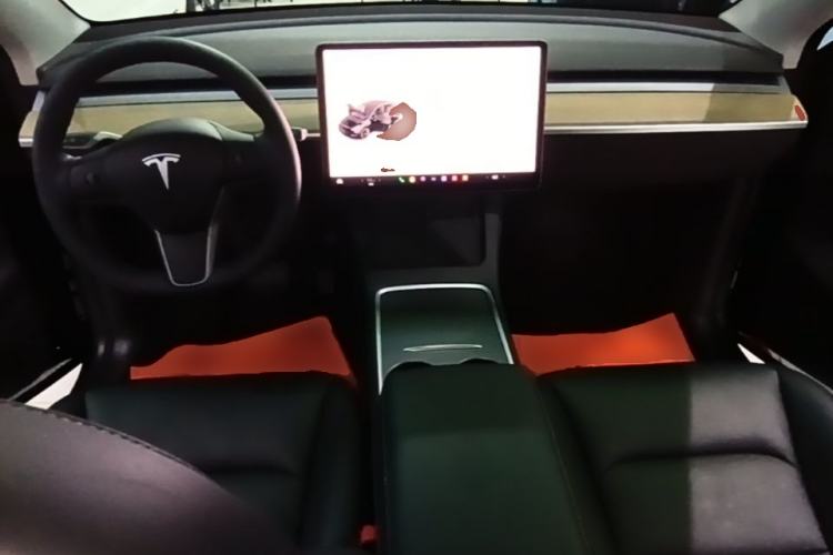 Used Tesla Model Y 2022 Rear-Wheel-Drive Version Center Console