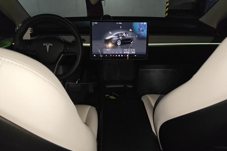Used Tesla Model Y 2022 Revised Version Rear-Wheel Drive Center Console