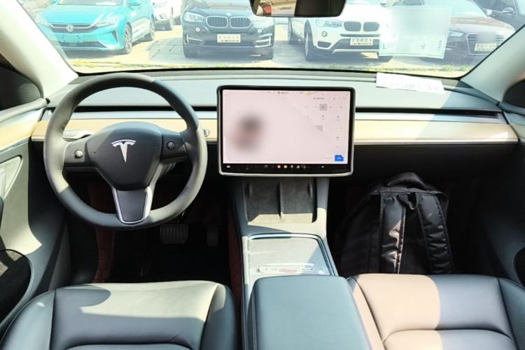 Used Tesla Model Y 2022 Revised Version Rear-Wheel Drive Center Console