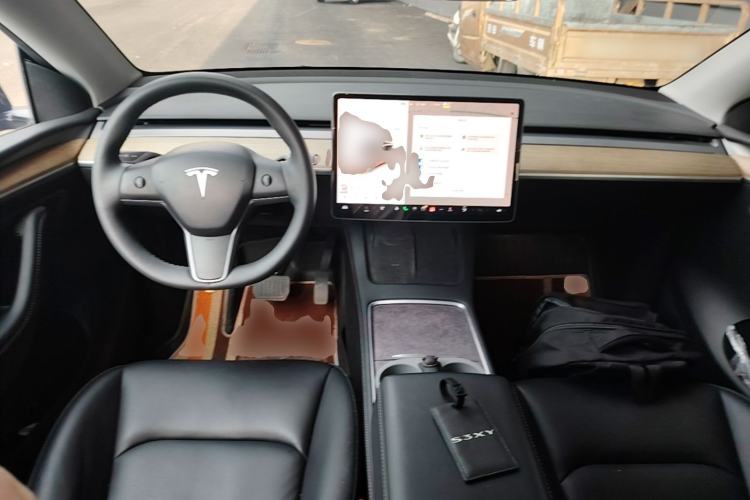 Used Tesla Model Y 2022 Revised Version Rear-Wheel Drive Center Console