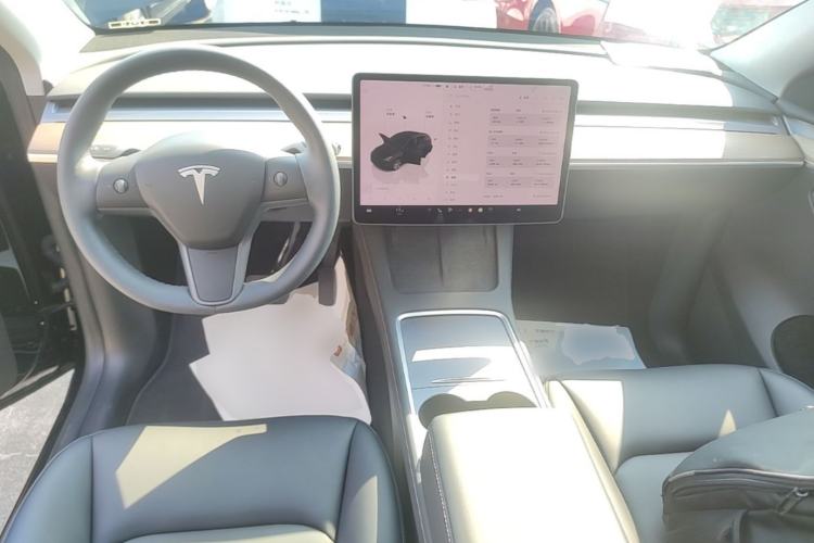 Used Tesla Model Y 2022 Revised Version Rear-Wheel Drive Center Console