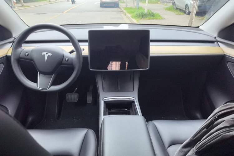 Used Tesla Model Y 2022 Revised Version Rear-Wheel Drive Center Console