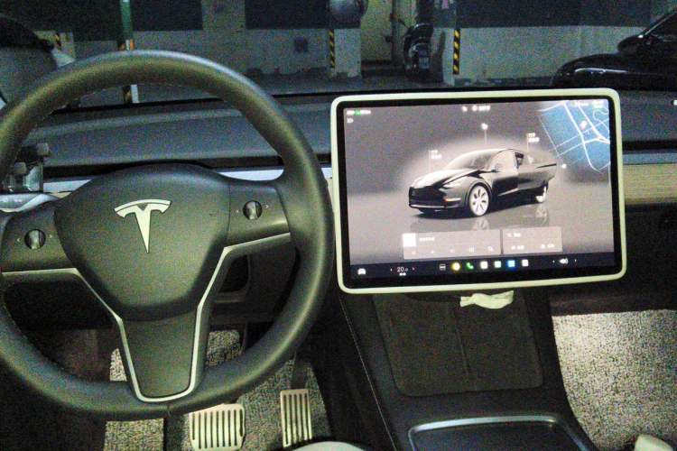 Used Tesla Model Y 2022 Revised Version Rear-Wheel Drive Center Console
