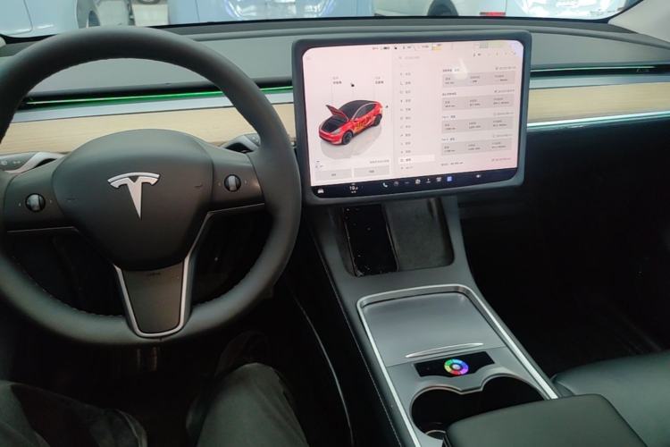Used Tesla Model Y 2022 Revised Version Rear-Wheel Drive Center Console