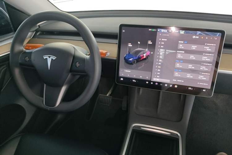 Used Tesla Model Y 2022 Revised Version Rear-Wheel Drive Center Console