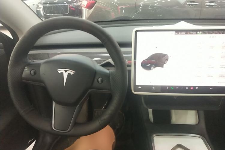 Used Tesla Model Y 2022 Revised Version Rear-Wheel Drive Center Console