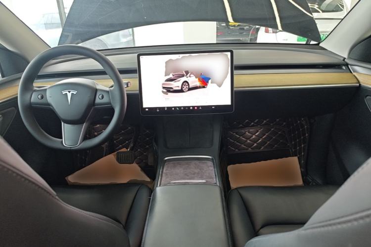 Used Tesla Model Y 2022 Rear-Wheel-Drive Version Center Console