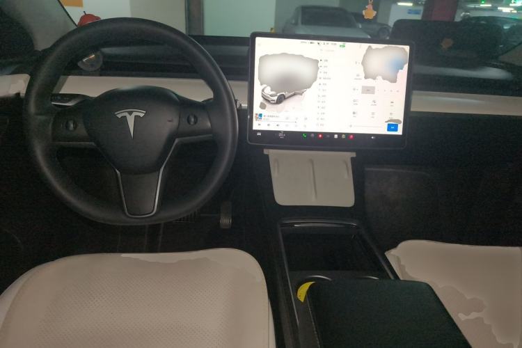 Used Tesla Model Y 2022 Revised Version Rear-Wheel Drive Center Console