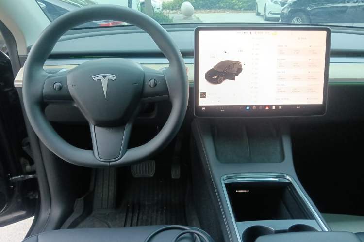 Used Tesla Model Y 2022 Revised Version Rear-Wheel Drive Center Console