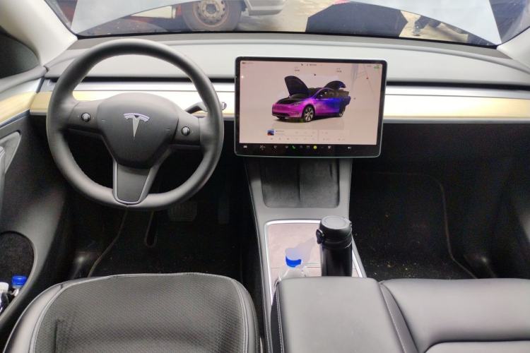 Used Tesla Model Y 2022 Revised Version Rear-Wheel Drive Center Console