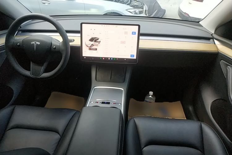 Used Tesla Model Y 2022 Revised Version Rear-Wheel Drive Center Console