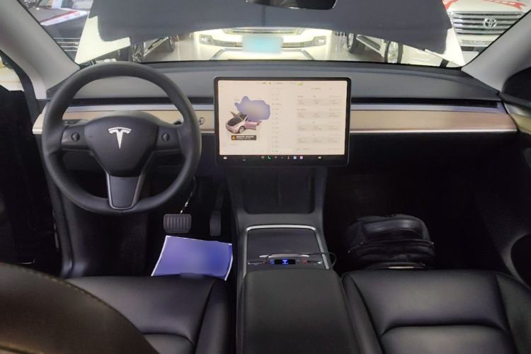 Used Tesla Model Y 2022 Revised Version Long-Range All-Wheel Drive Center Console