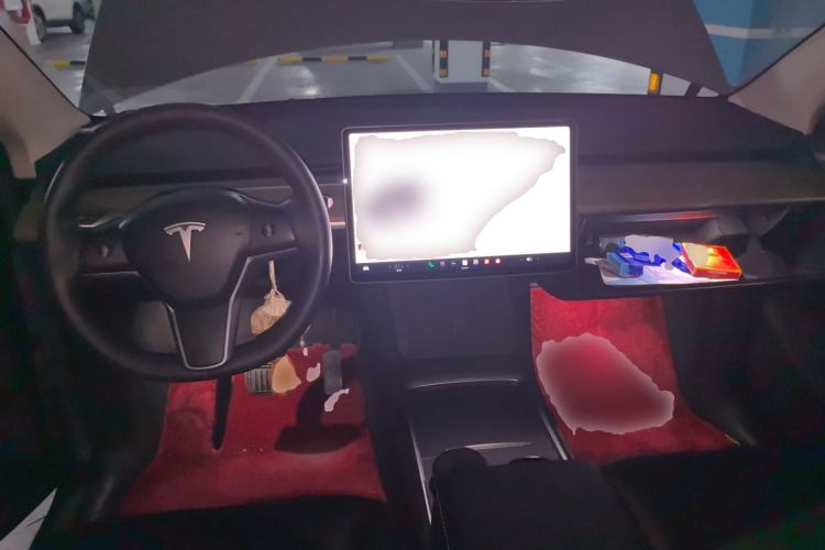 Used Tesla Model Y 2022 Rear-Wheel-Drive Version Center Console