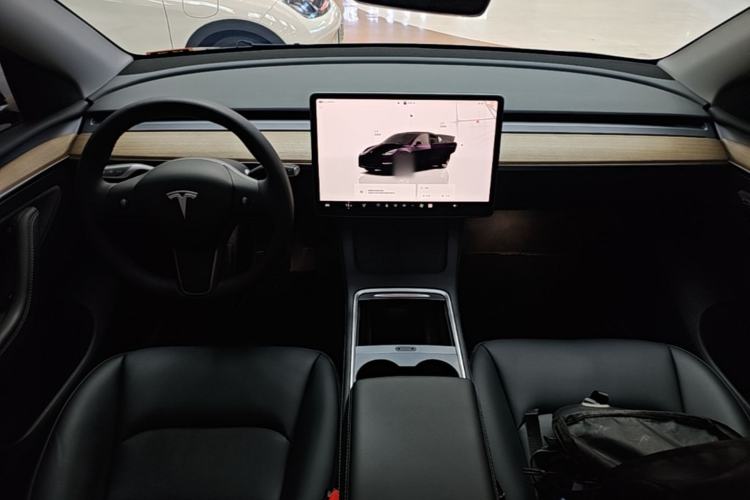 Used Tesla Model Y 2022 Revised Version Rear-Wheel Drive Center Console