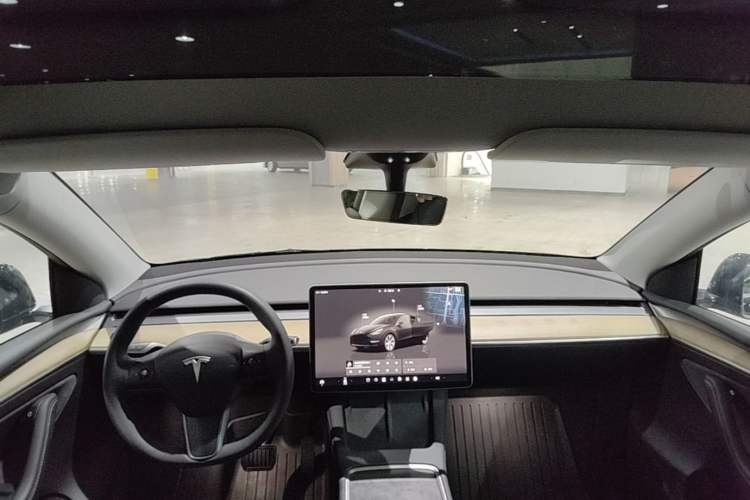 Used Tesla Model Y 2022 Revised Version Rear-Wheel Drive Center Console