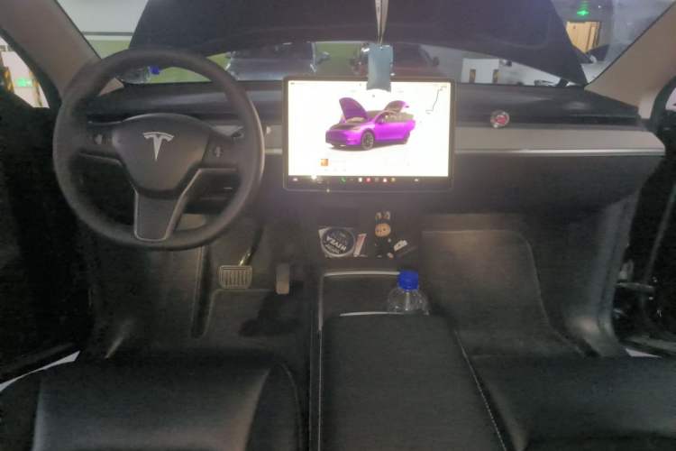Used Tesla Model Y 2022 Revised Version Rear-Wheel Drive Center Console