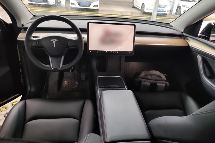 Used Tesla Model Y 2022 Revised Version Rear-Wheel Drive Center Console